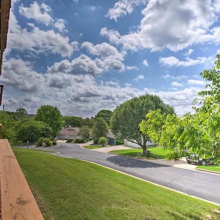 Branson Getaway With Balcony And Resort Amenities! Exterior photo
