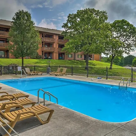 Branson Getaway With Balcony And Resort Amenities! Exterior photo