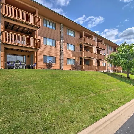 Branson Getaway With Balcony And Resort Amenities! Exterior photo