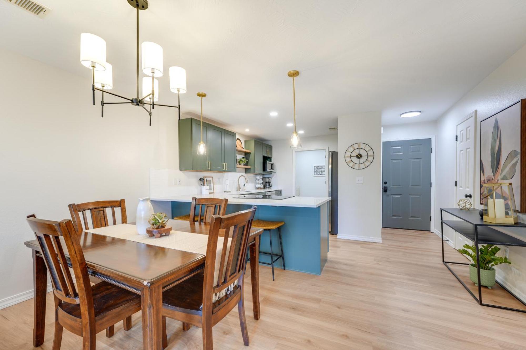 Getaway With Balcony And Amenities! Appartement Branson
